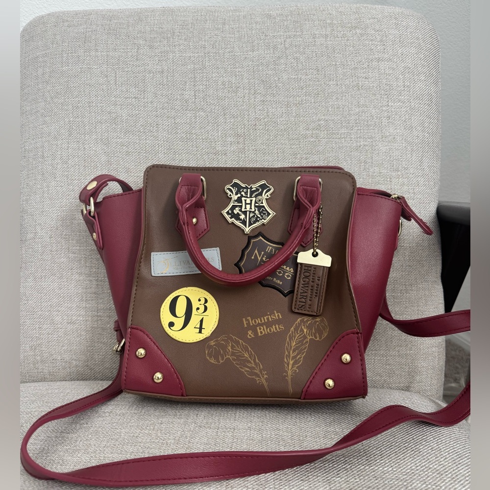 Harry Potter 9 3/4 Deluxe Mini Brief Handbag Purse Satchel - Picture 3 of 6